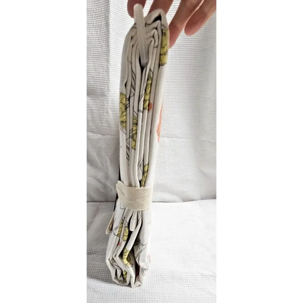 NWT  wholesale merchandize co . 100% cotton petal signature Tablecloth‎ 60*84
